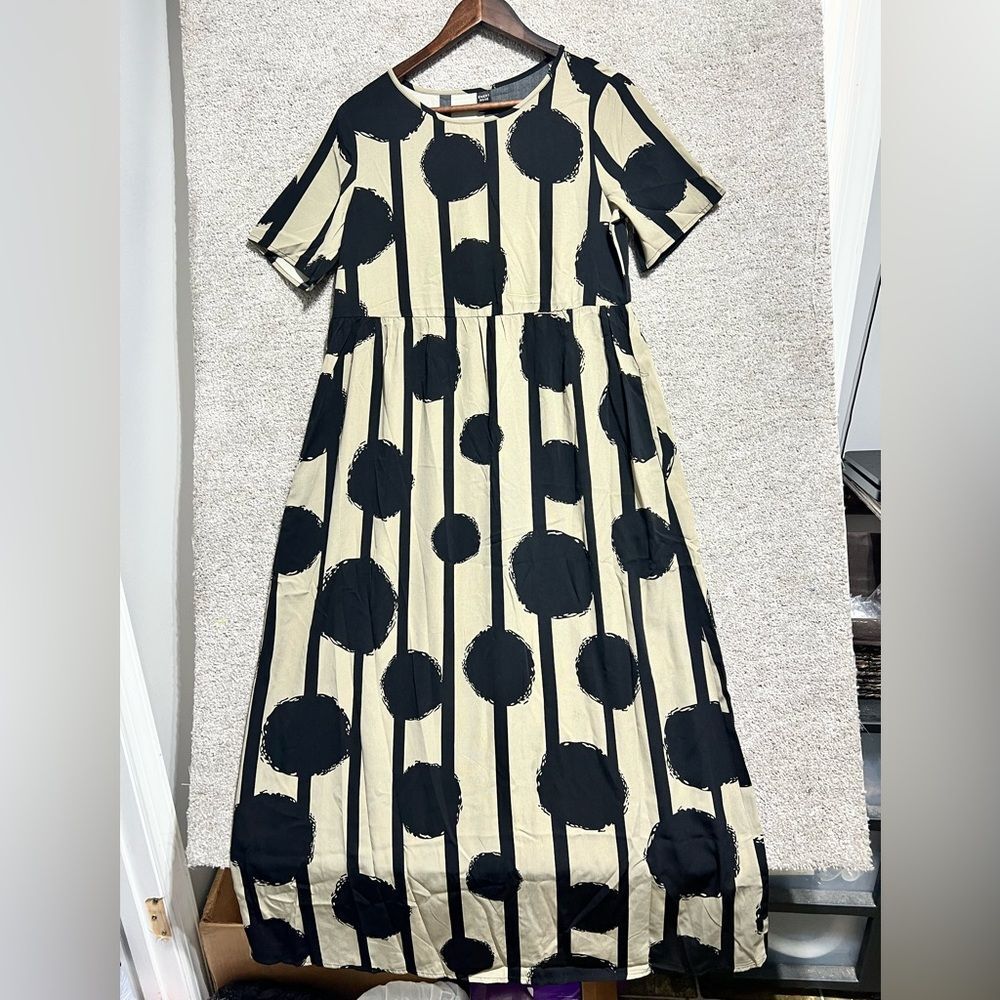 Emery Rose Woman’s Short Sleeve Beige Black Dots Print Maxi Dress Size Small